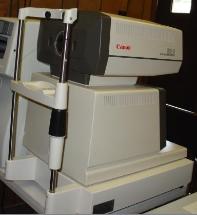 AUTO-REFRACTOR / AUTO-KERATOMETER
